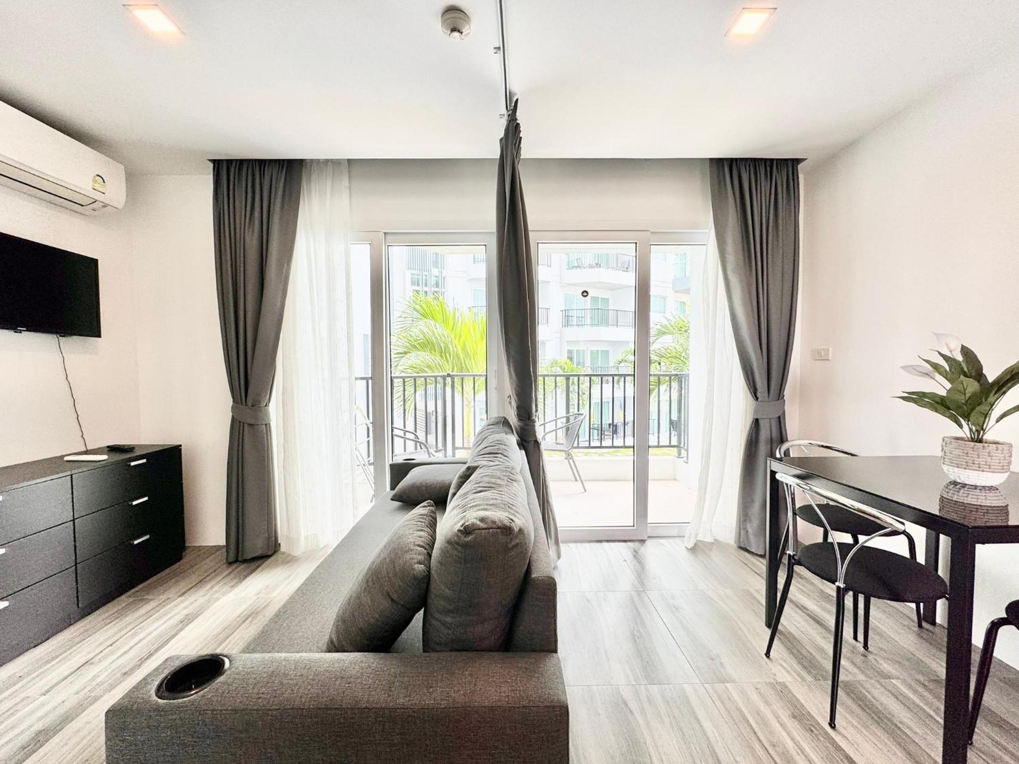 Apartment Mantra - Mae Phim Ban Tha Fat
