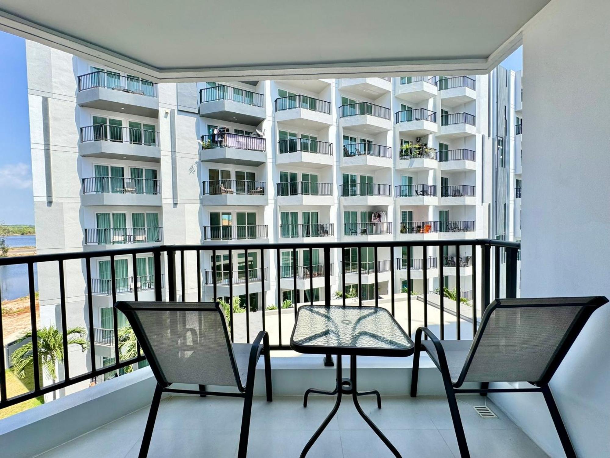 Mantra - Mae Phim Apartment