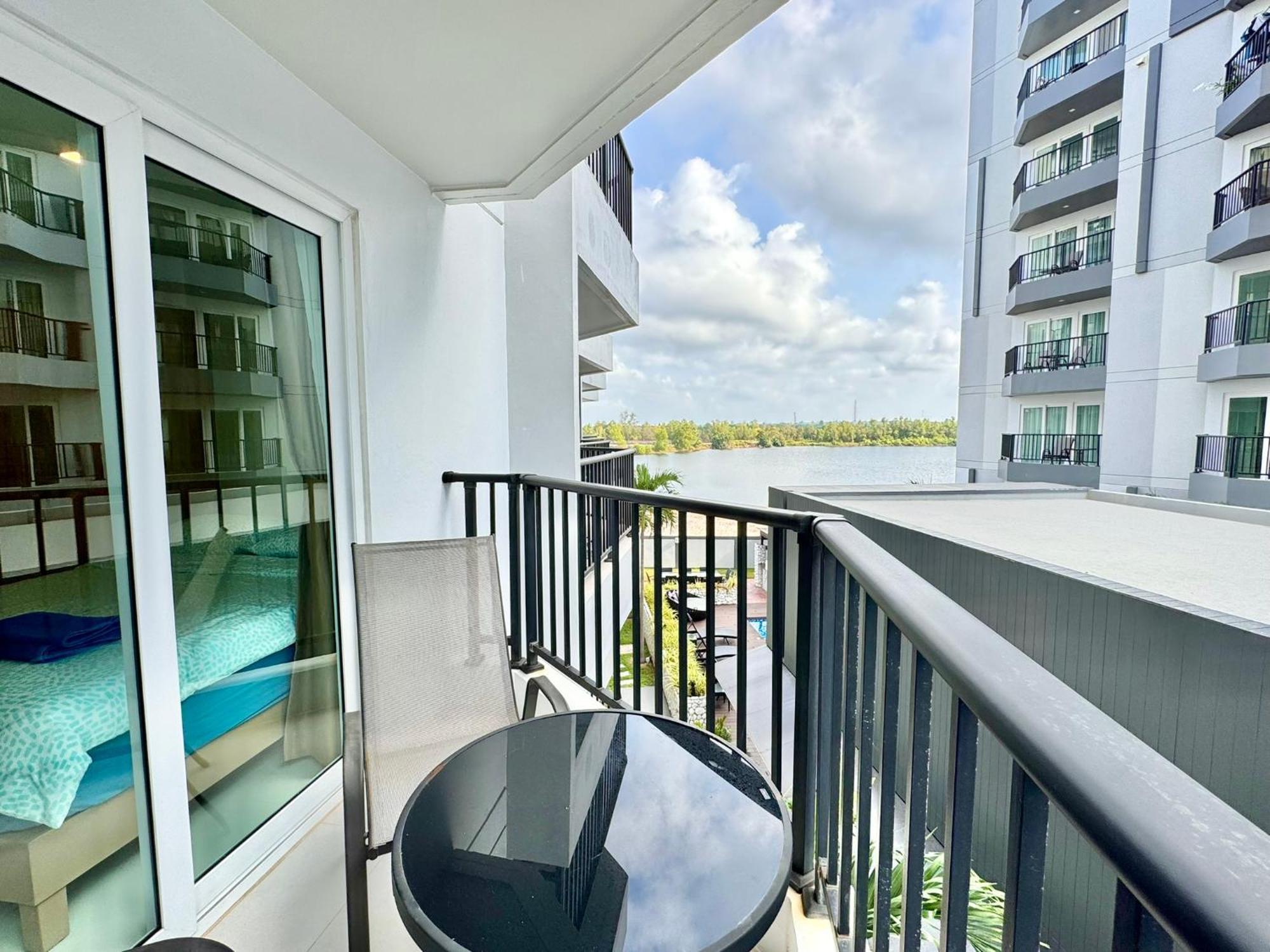 Apartment Mantra - Mae Phim Ban Tha Fat